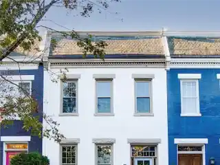 Charming Fan District Row House with Designer Updates