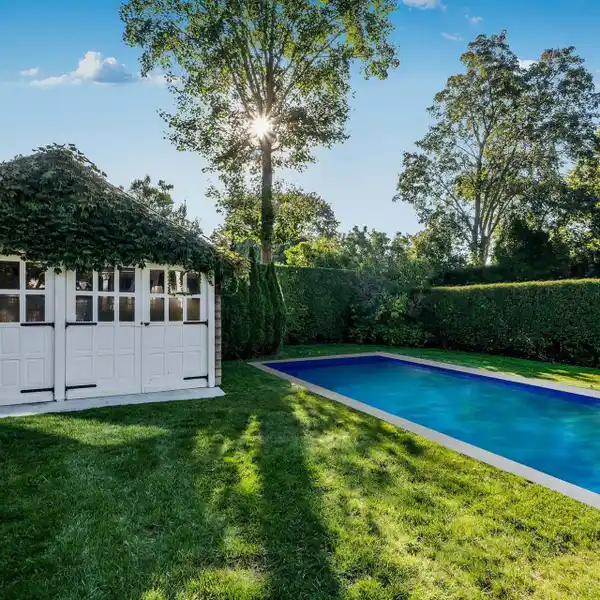 RENOVATED BEACH COTTAGE IN THE VILLAGE OF SOUTHAMPTON