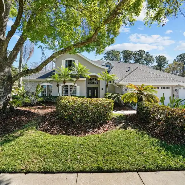 EXQUISITE HOME IN PRESTIGIOUS HARBOR LINKS IN WESTCHASE