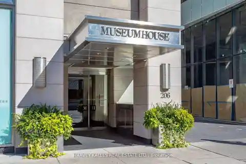 Sophisticated Luxury in the Heart of Yorkville