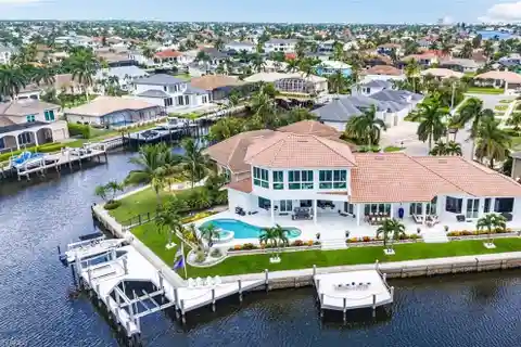 Waterfront Luxury at Its Pinnacle