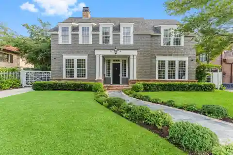 Remarkable River Oaks Residence