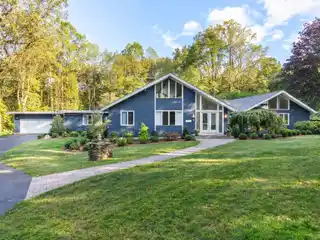Contemporary Ranch with Heated Pool and Spa