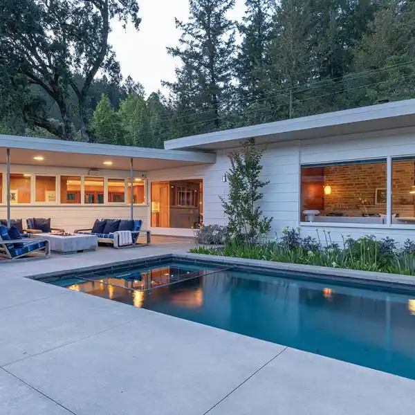 PRIVATE MID-CENTURY MODERN OASIS