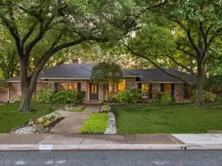 Fabulous Ranch with a Flowing Plan