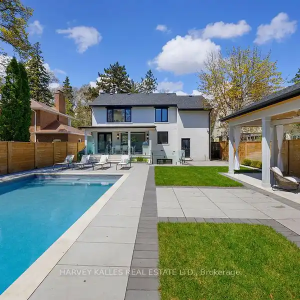 SPACIOUS HOME IN A CONVENIENT LOCATION