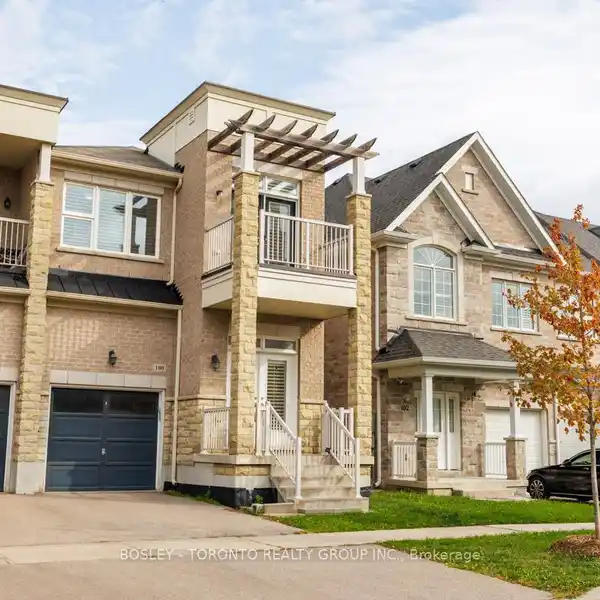 SUN-FILLED LIVING WITH PRIVATE YARD AND  EXCEPTIONAL LAYOUT