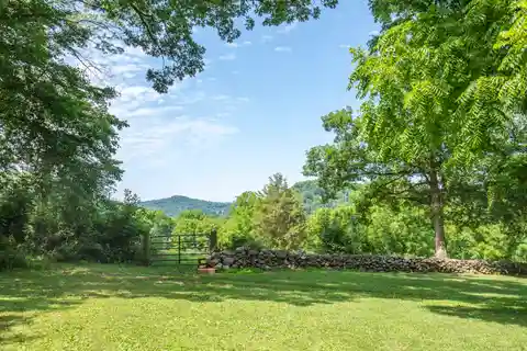 Majestic 85-Plus-Acre Sanctuary