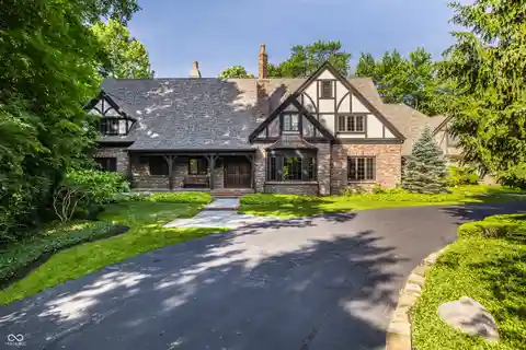 Gorgeous Home in a Premier Neighborhood