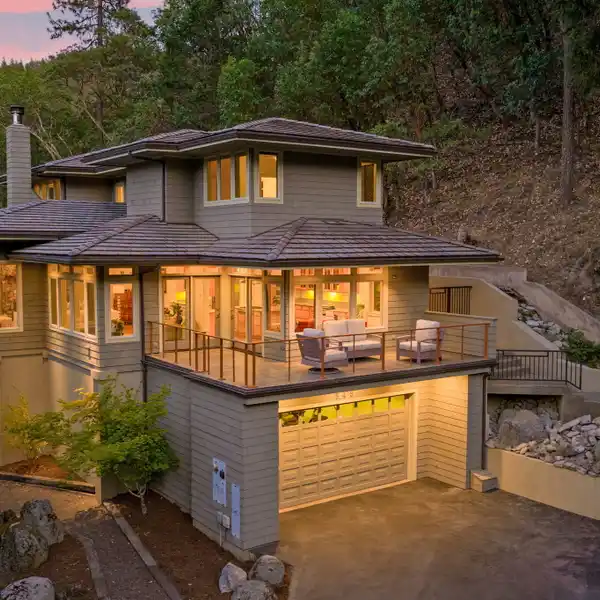 TRANQUIL AND PRIVATE RETREAT IN IDEAL LOCATION