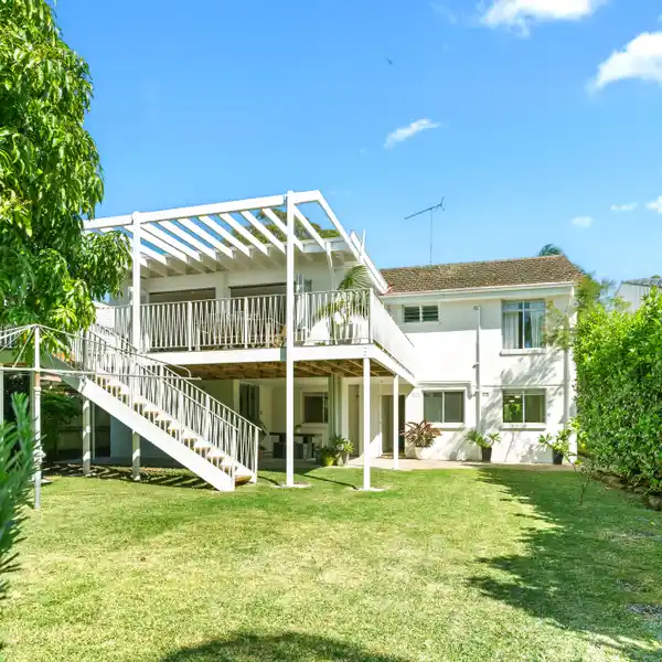 SOLID HOME IN DEE WHY FLATS