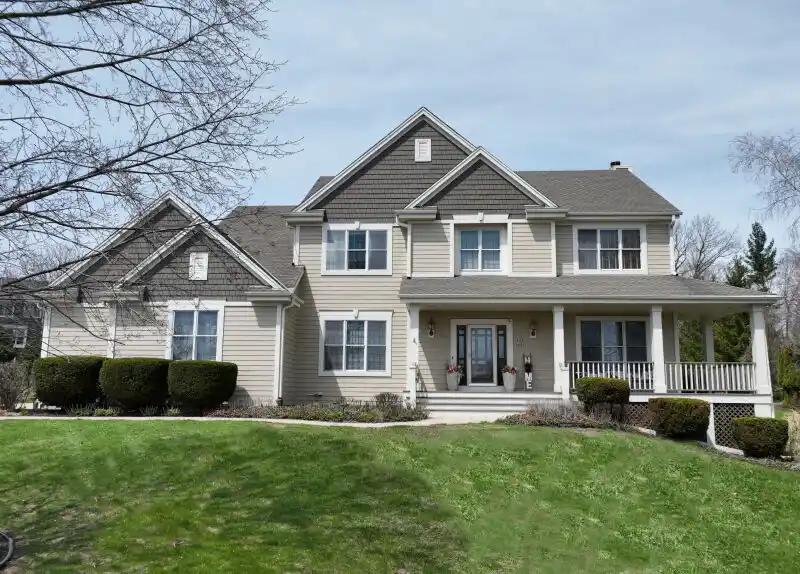 Quality Colonial in River Heights North