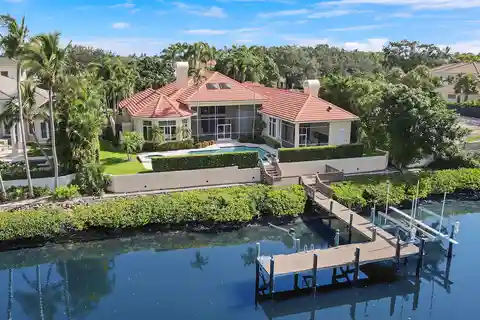 Rare Deep Water Property in Admirals Cove