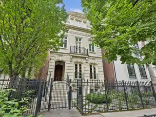 Extraordinary Home in the Heart of Lincoln Park