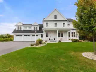 Sophisticated Estate with Scenic Privacy