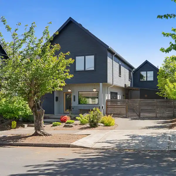DISTINGUISHED DESIGN FORWARD MODERN FARMHOUSE