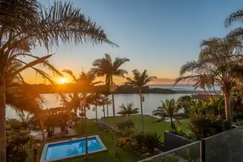 Luxurious Lagoon Property: a Once-in-a-lifetime Opportunity