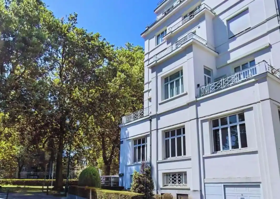 Exceptional Duplex Apartment in a Prestigious Setting
