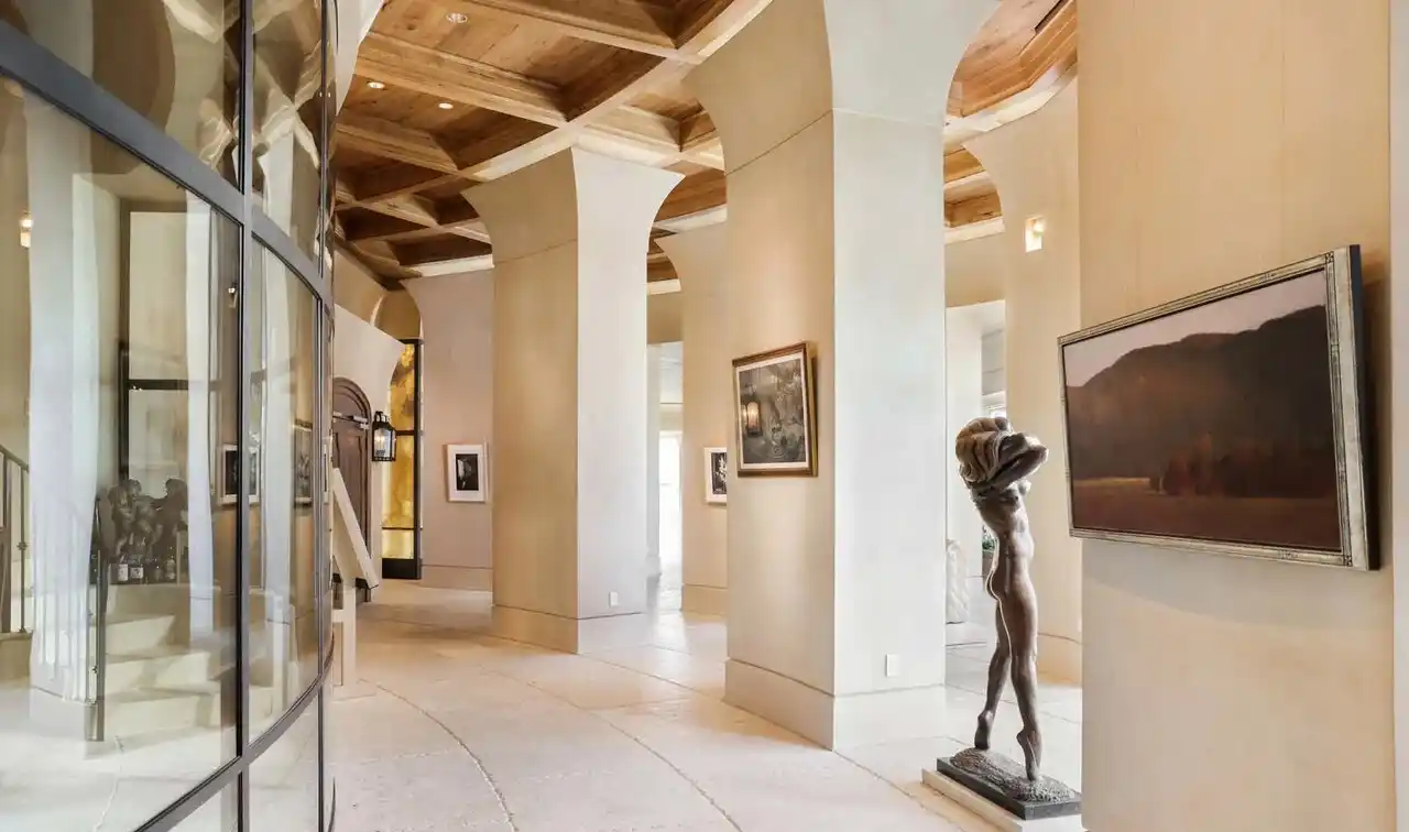 Lavish Four Seasons Penthouse on Lady Bird Lake