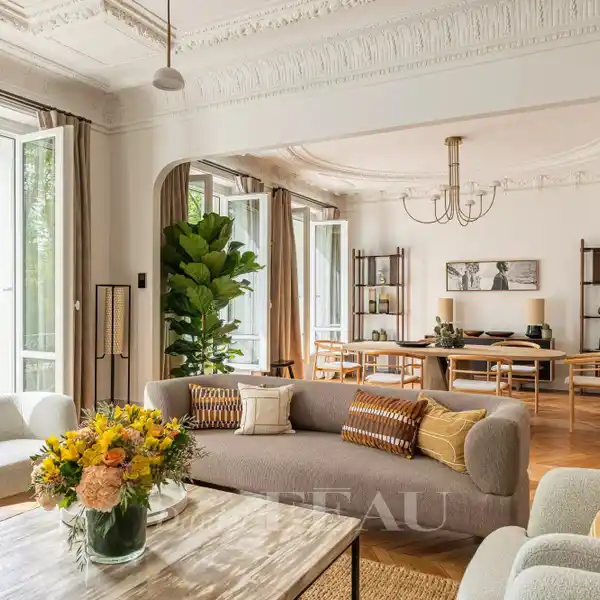 PERIOD CHARM MEETS MODERN LUXURY LIVING