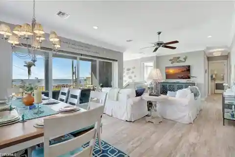 Luxury Pine Island Waterfront with Gulf Access