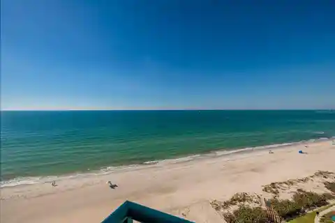 Elegance by the Sea