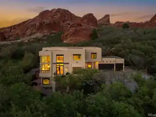 Newly Renovated Home in an Inspiring Setting