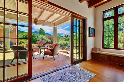 Magical Historic Eastside Home and Guest House
