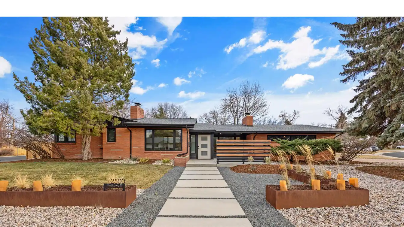 Sophisticated Mid-century Living