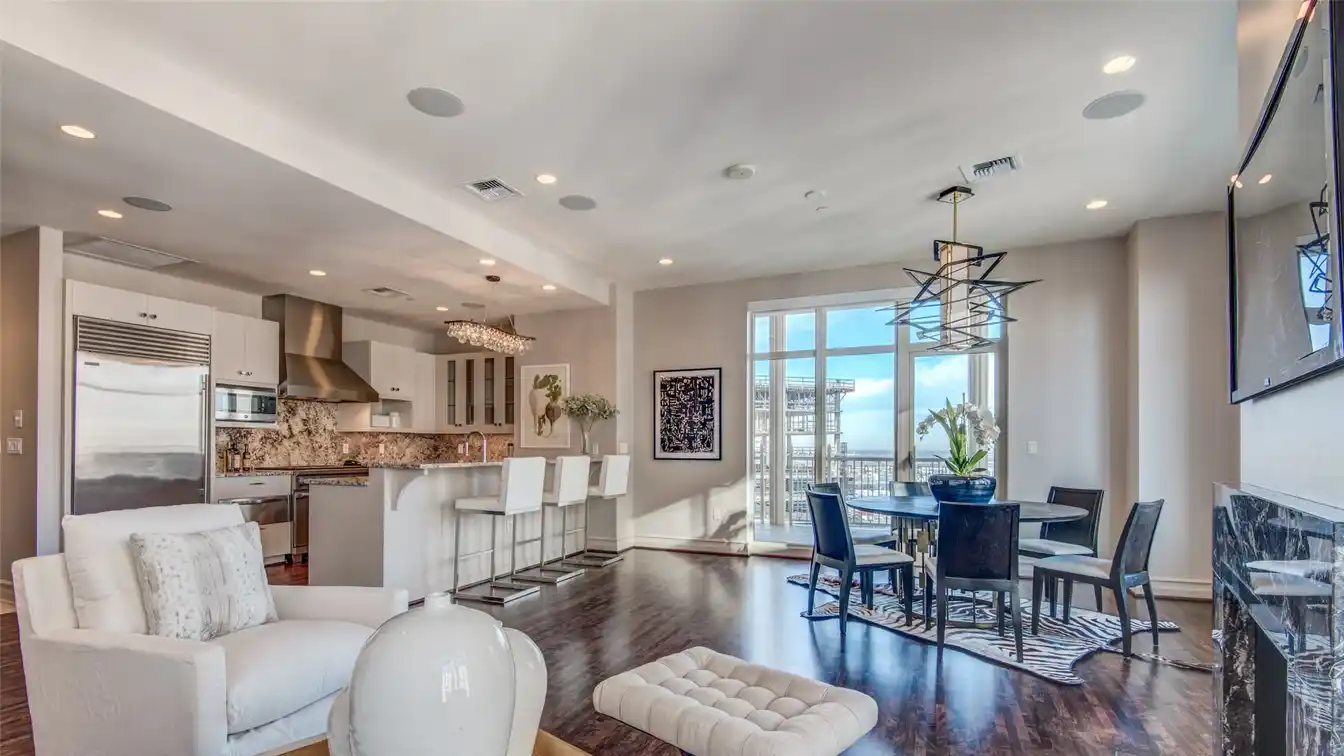 Magnificent Ritz Carlton Residence