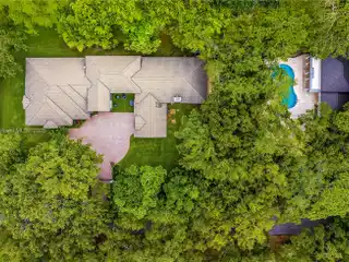 Gated Single-story Residence in Prime North Pinecrest
