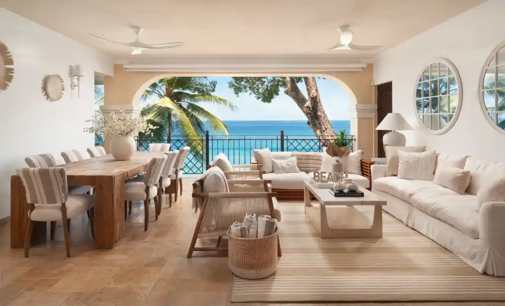 Breathtaking Beachfront Luxury Villa