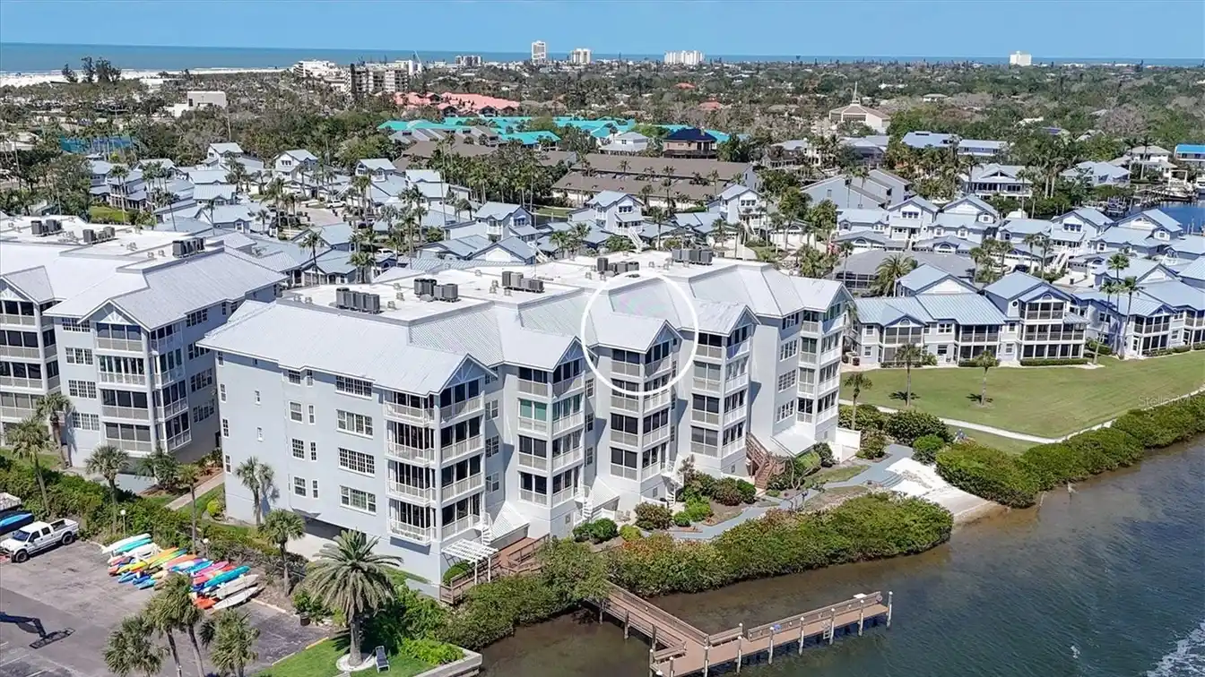 Beautifully Remodeled Turnkey Penthouse