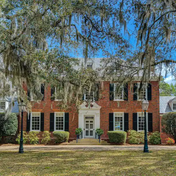 ICONIC GEORGIAN HOME