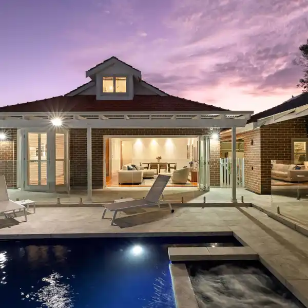 TIMELESS CHARM WITH CONTEMPORARY SOPHISTICATION