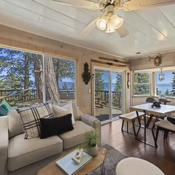 CHARMING 'OLD TAHOE' STYLE CABIN