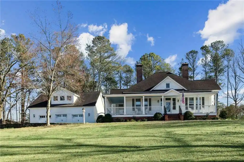 Gorgeous Historic 19th Century Farmstead