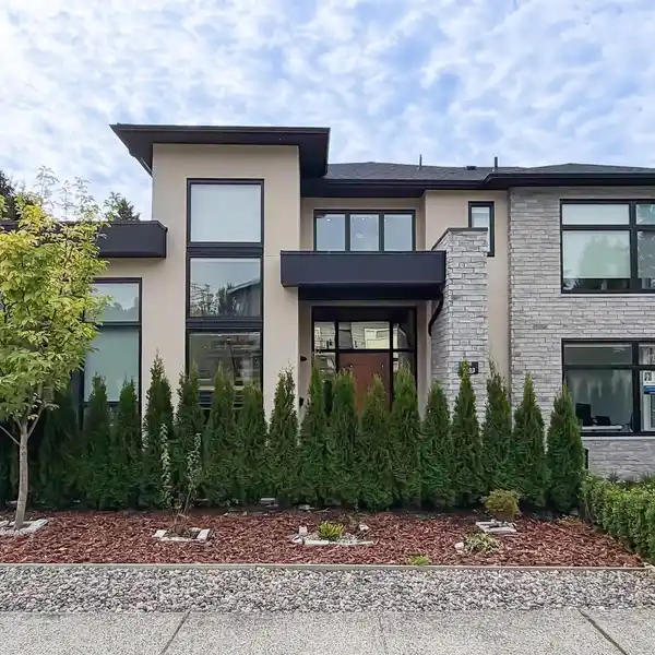 LUXURY REIMAGINED AT AN EXCEPTIONAL ADDRESS