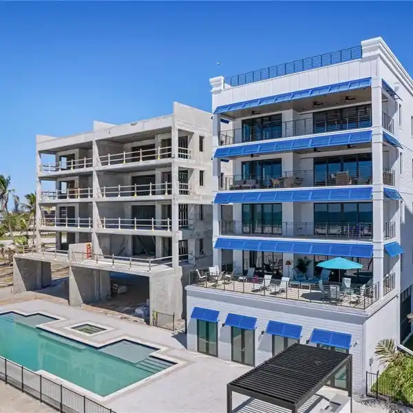 A RESIDENCE TO REDEFINE BEACHFRONT LIVING