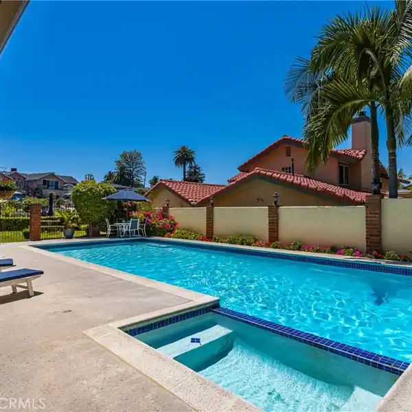 SOUTHERN CALIFORNIA LIVING AT ITS BEST