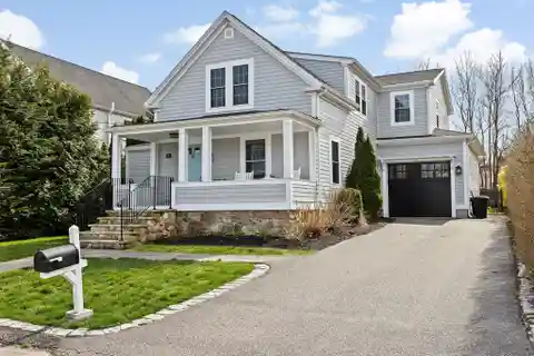 Thoughtfully Rebuilt Modern Farmhouse