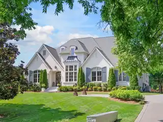Thoughtfully Designed Estate in the Heart of Forest Hills