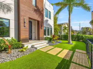 Dazzling Masterpiece of Engineering and Design