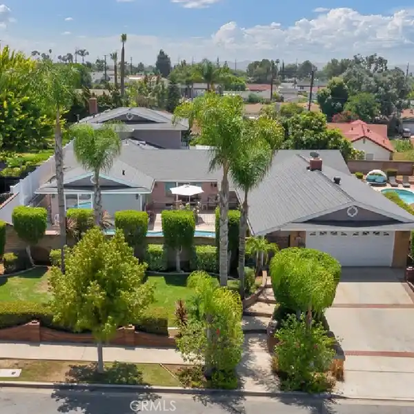 EXPANSIVE LUXURY ESTATE WITH POOL AND INCOME POTENTIAL