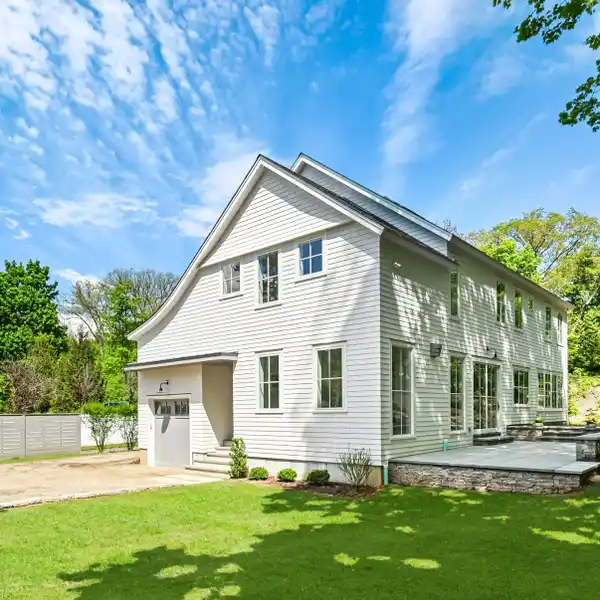 NEW CONSTRUCTION IN A FABULOUS LOCATION