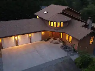 Hidden Paradise with Room to Grow