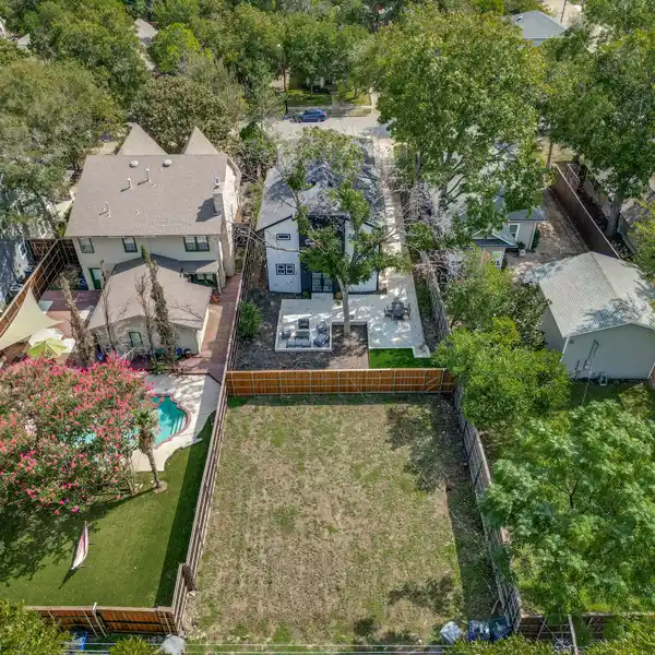 KESSLER PARK - FULLY REMODELED IN 2021
