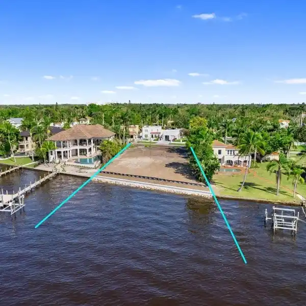 IMMEDIATE BUILD POTENTIAL FOR AN UNPARALLELED WATERFRONT LIFESTYLE