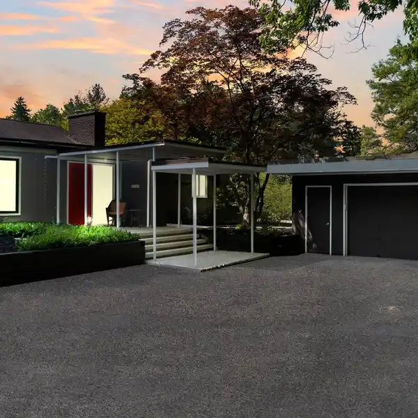 STYLISH MID-CENTURY MODERN RETREAT