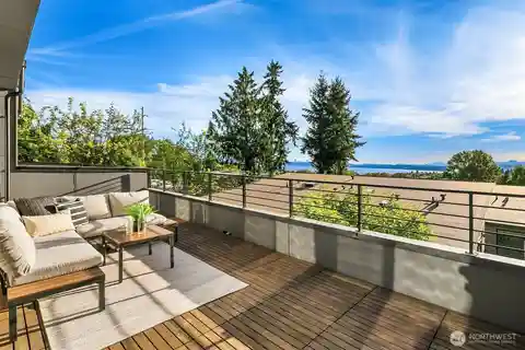 Gorgeous Home with an Ideal Plan